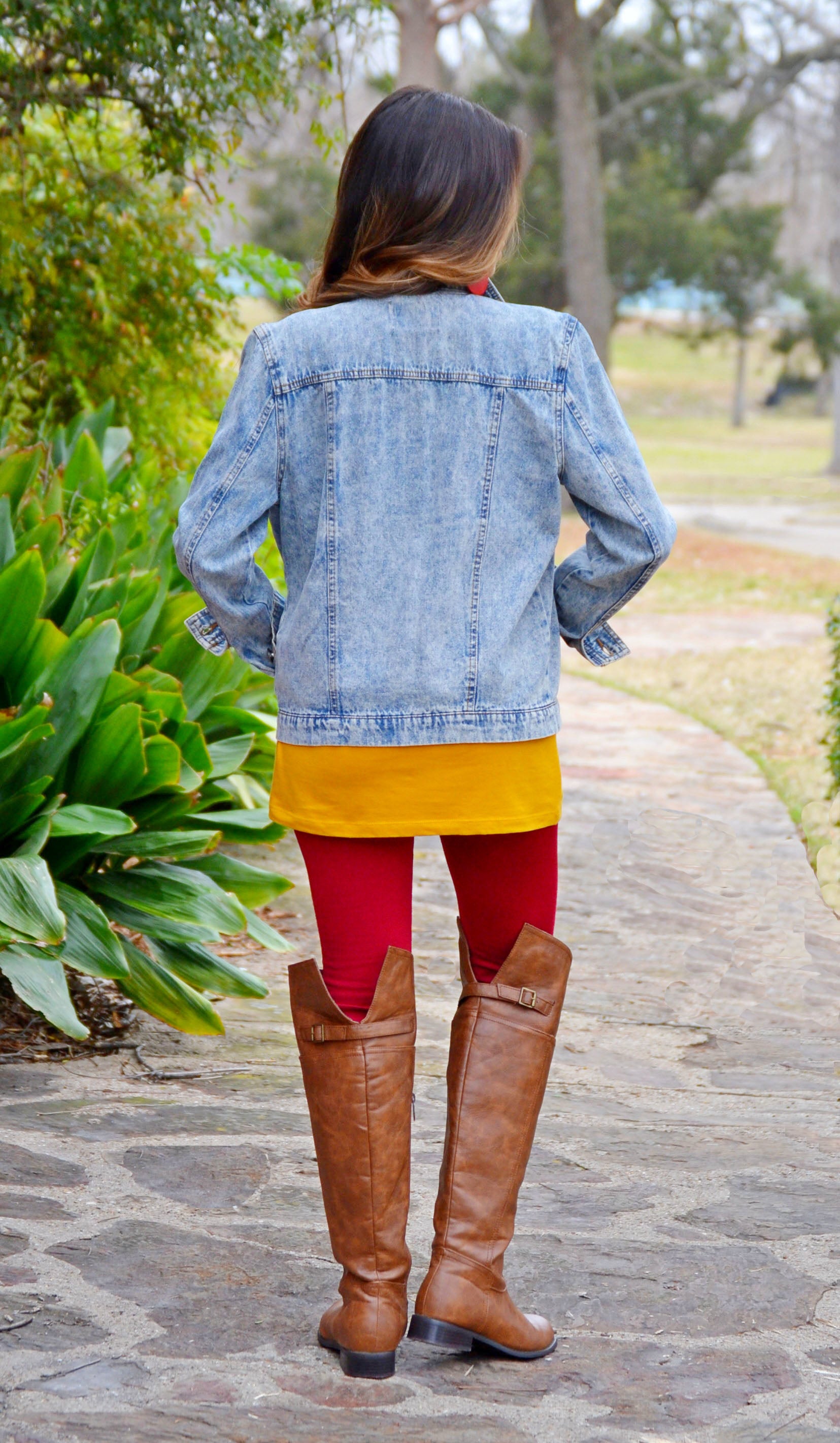  Women's Cute Acid Wash Denim Jacket With Pockets