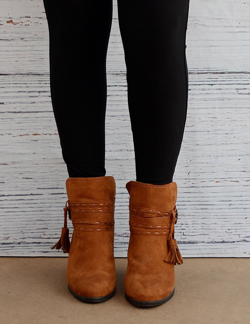 Women's Casual Suede Ankle Boots With Tassel Detail-Chestnut