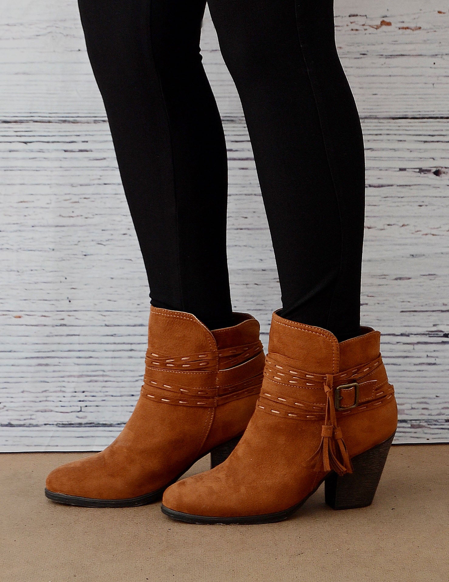Women's Casual Suede Ankle Boots With Tassel Detail-Chestnut