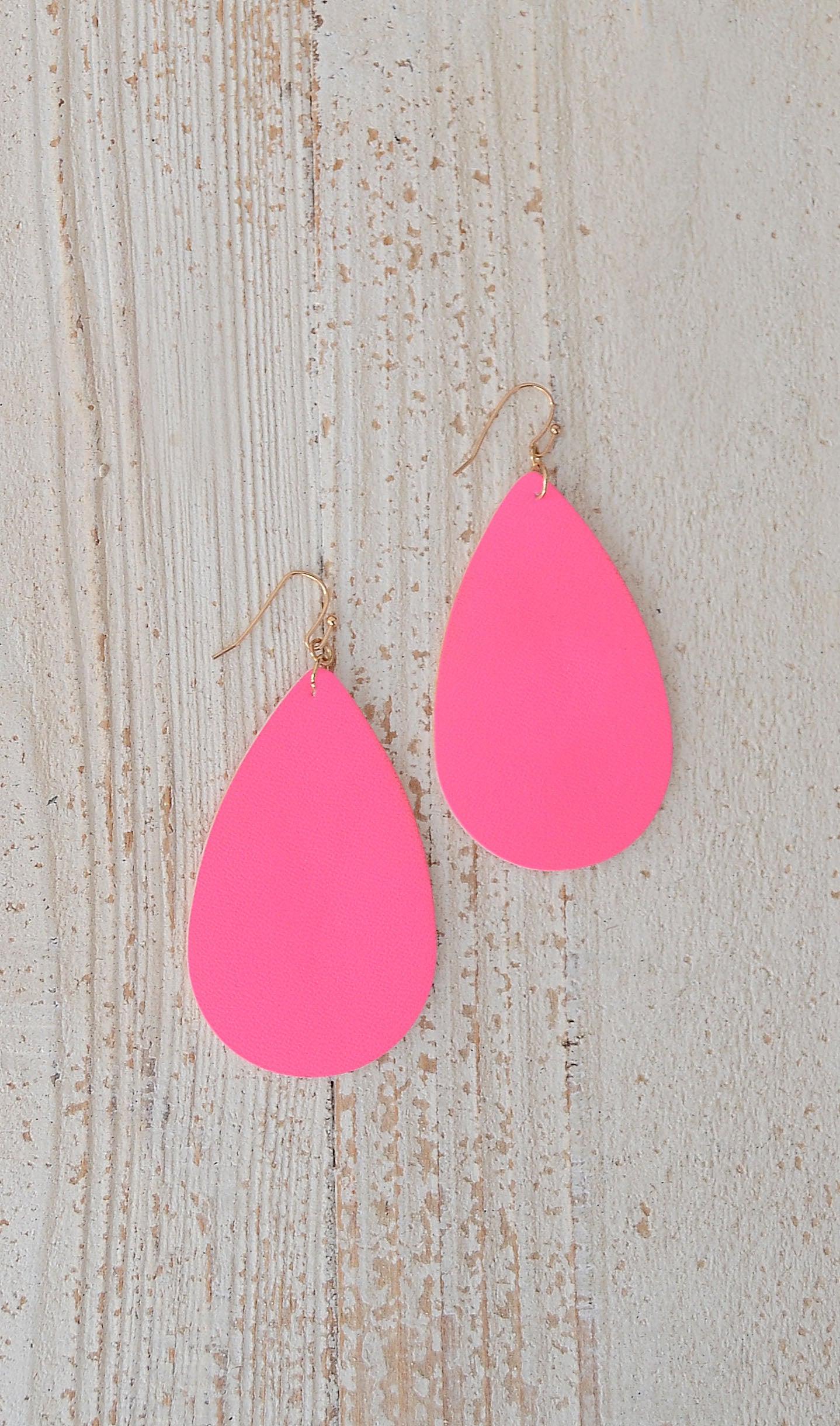 Women's Neon Pink/Fuchsia Teardrop Earrings