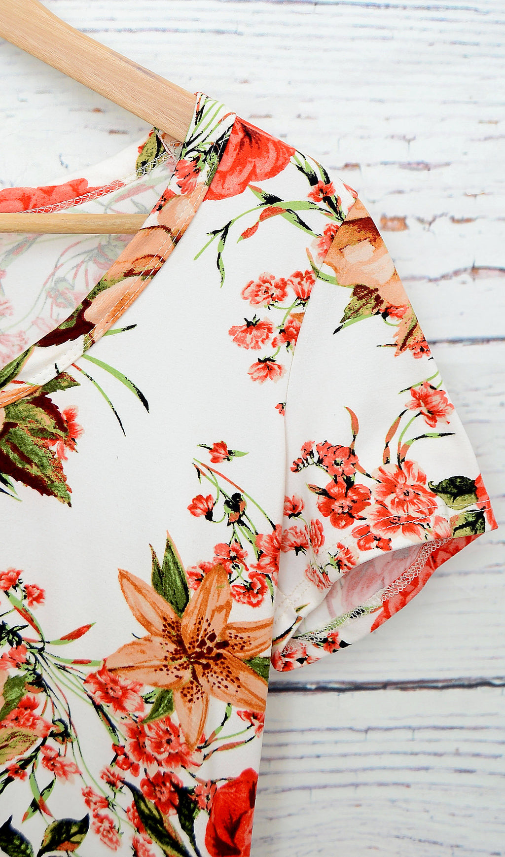 Women's White/ Red Floral Print Top